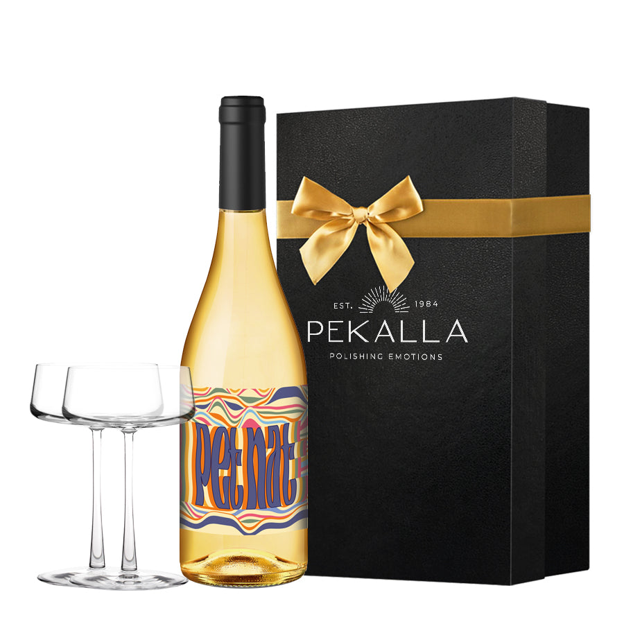 Zestaw VELA  wino musujące z Winnicy Sandomierskiej + 2 kieliszki do prosecco z grawerem