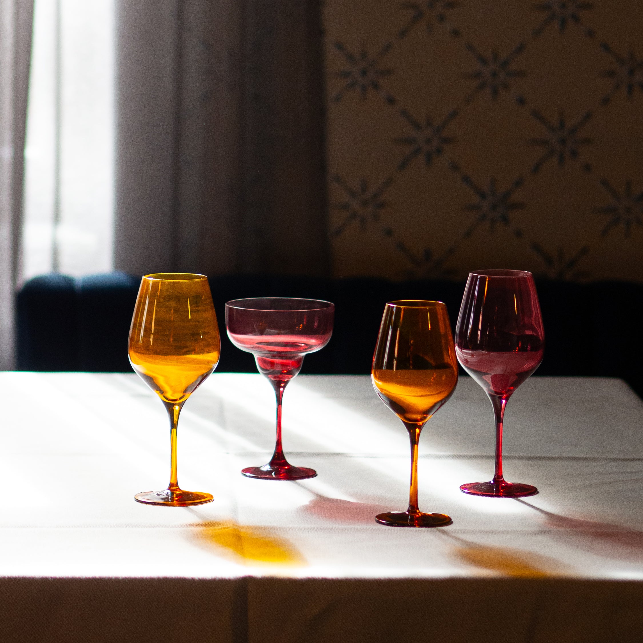 Vispera Colored Amber Wine Glass, 1pc, 480ml