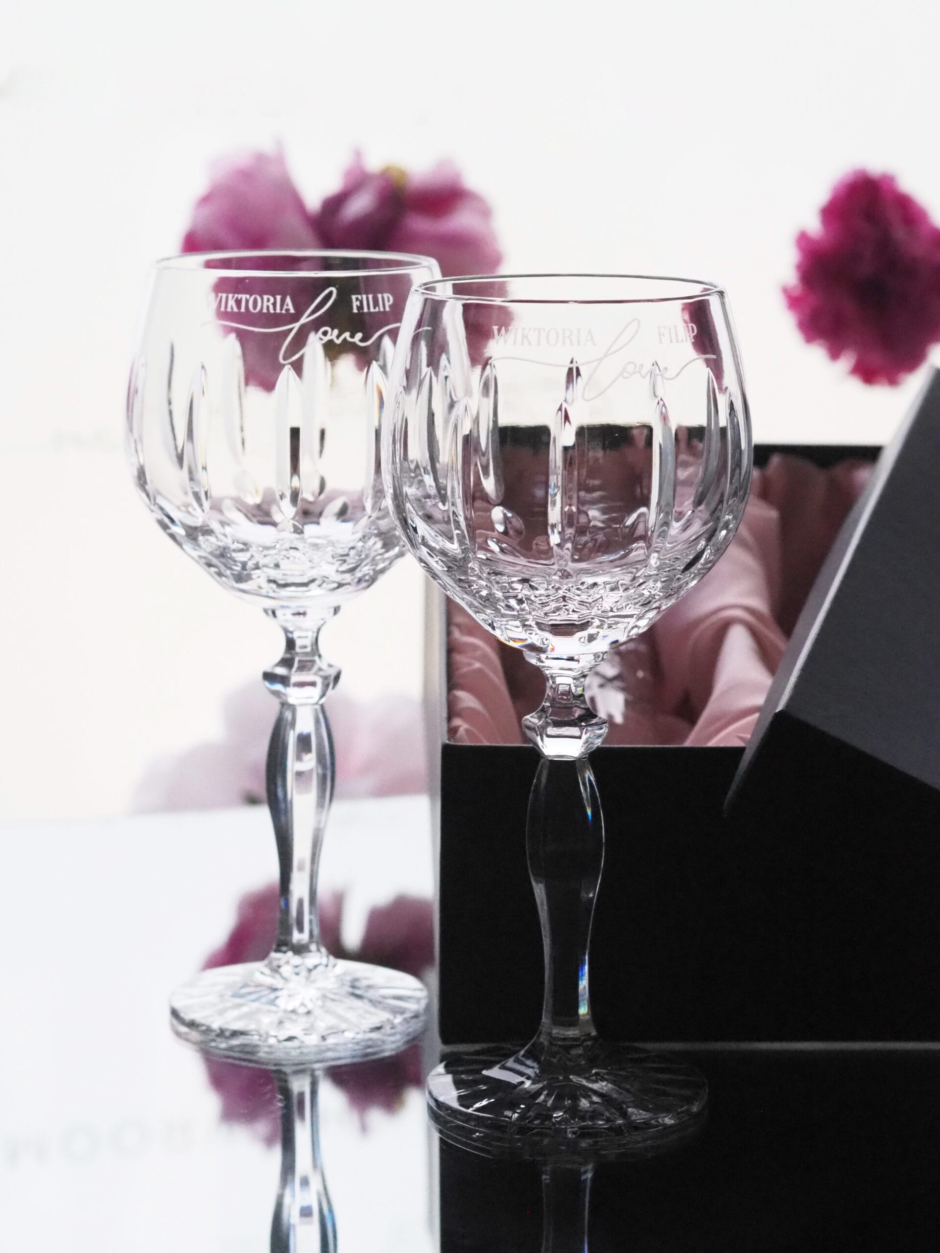Lakrima crystal wine glasses with engraving, 2 pcs, 240 ml