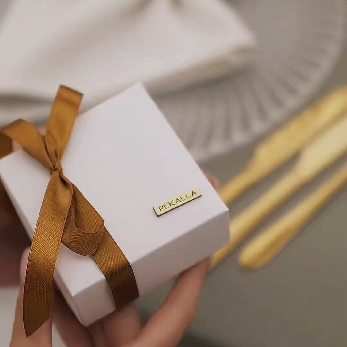 Mokka Kryształowa szkatułka na obrączki dla Pary Młodej