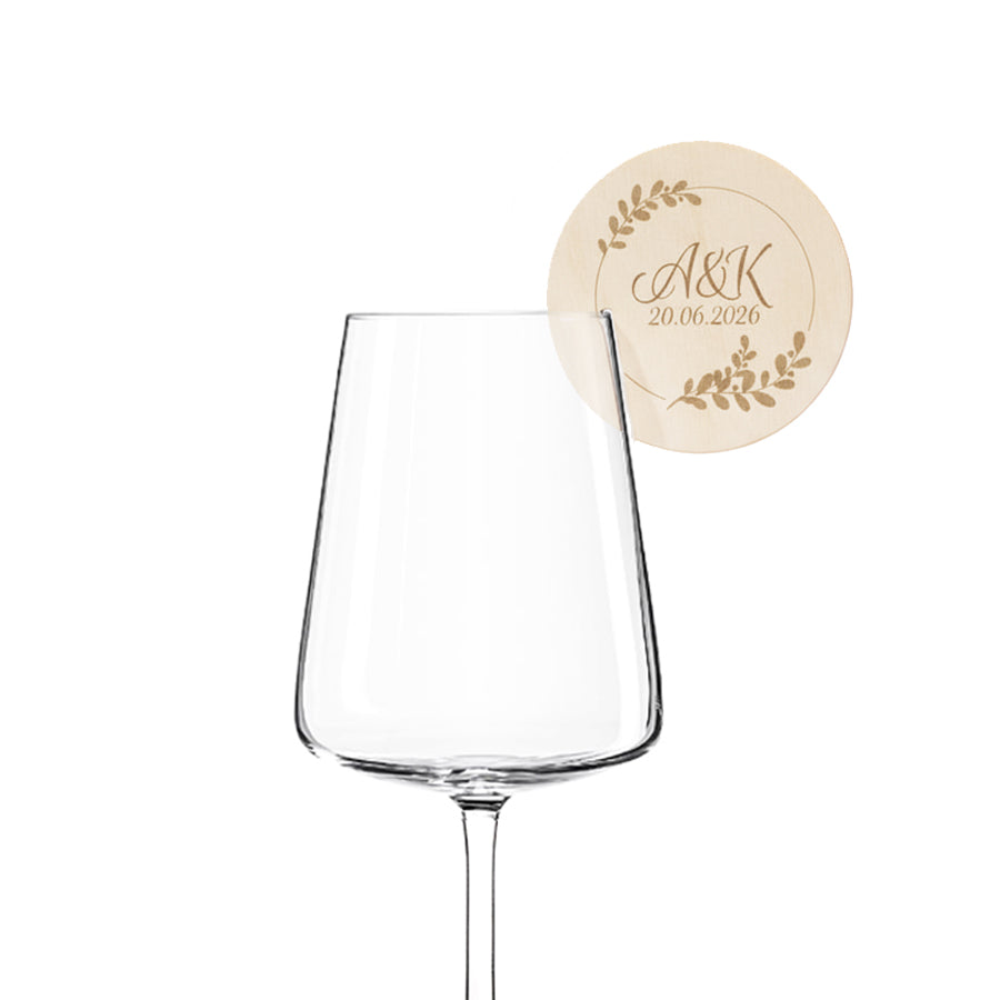 Drewniana winietka na kieliszek personalizowana zawieszka dla gości